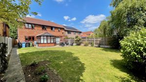 Photo 15- click for photo gallery